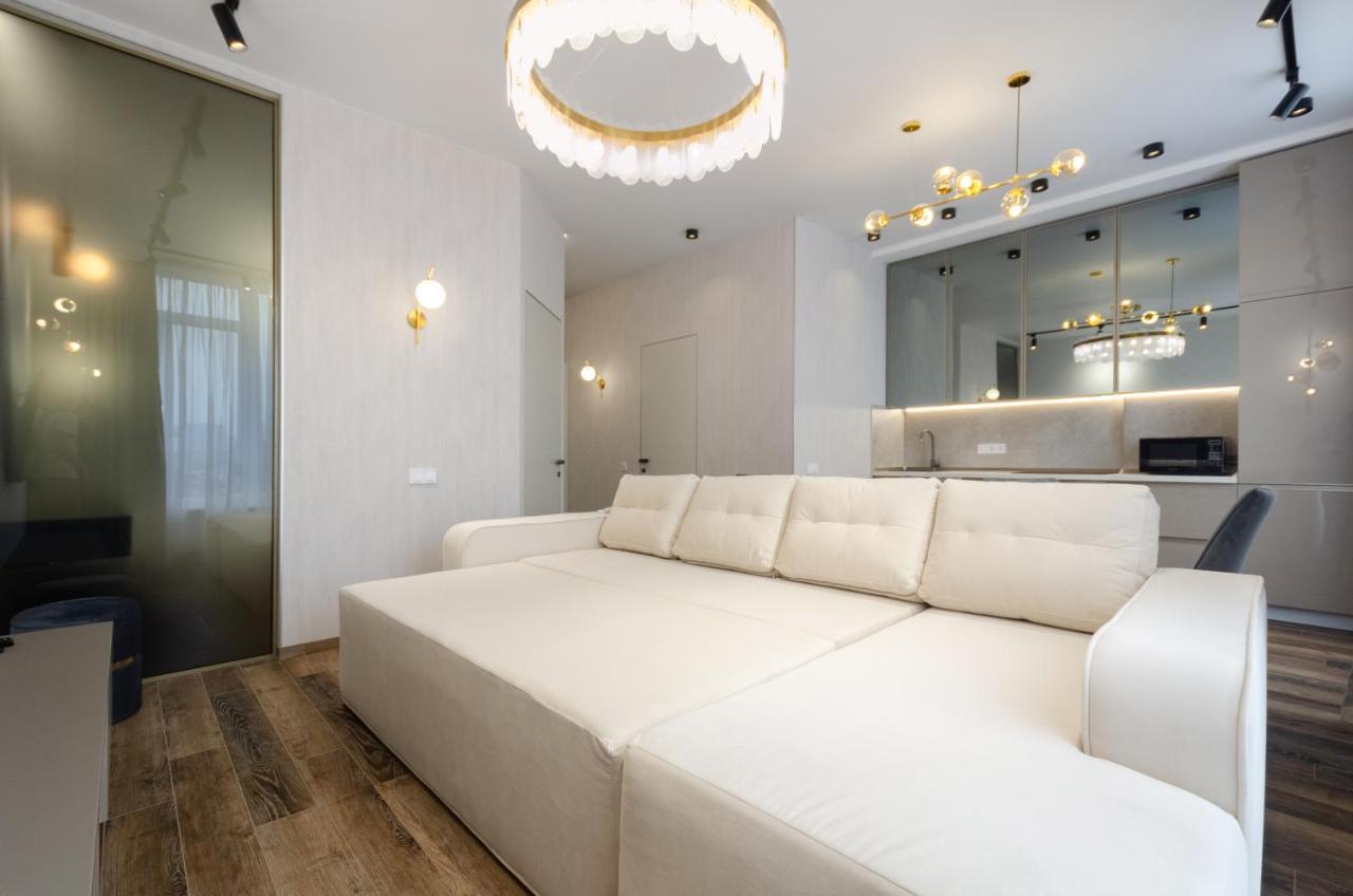 Petrovdom Ж38 In Luxury Apartments At 68 Zhylyanska Street,38 Perlyna Kyiv Exterior photo