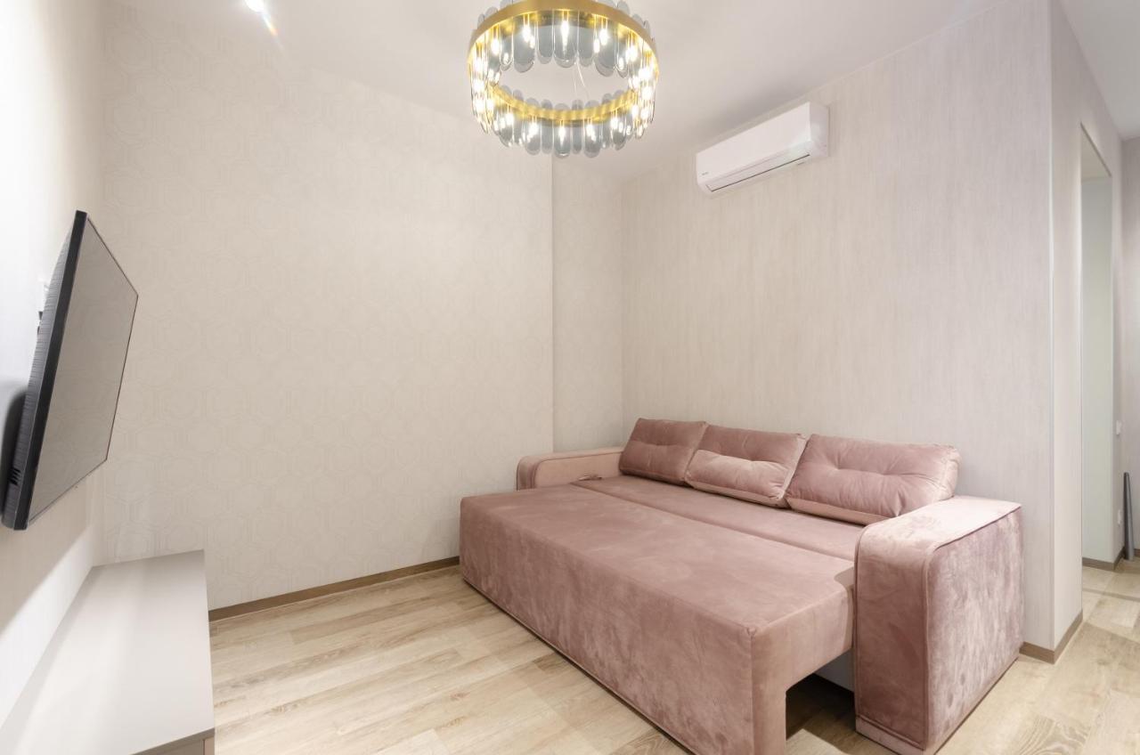 Petrovdom Ж38 In Luxury Apartments At 68 Zhylyanska Street,38 Perlyna Kyiv Exterior photo