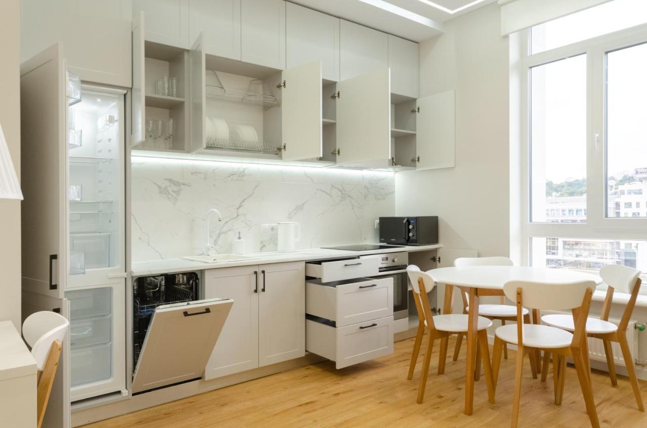 Petrovdom Ж38 In Luxury Apartments At 68 Zhylyanska Street,38 Perlyna Kyiv Exterior photo